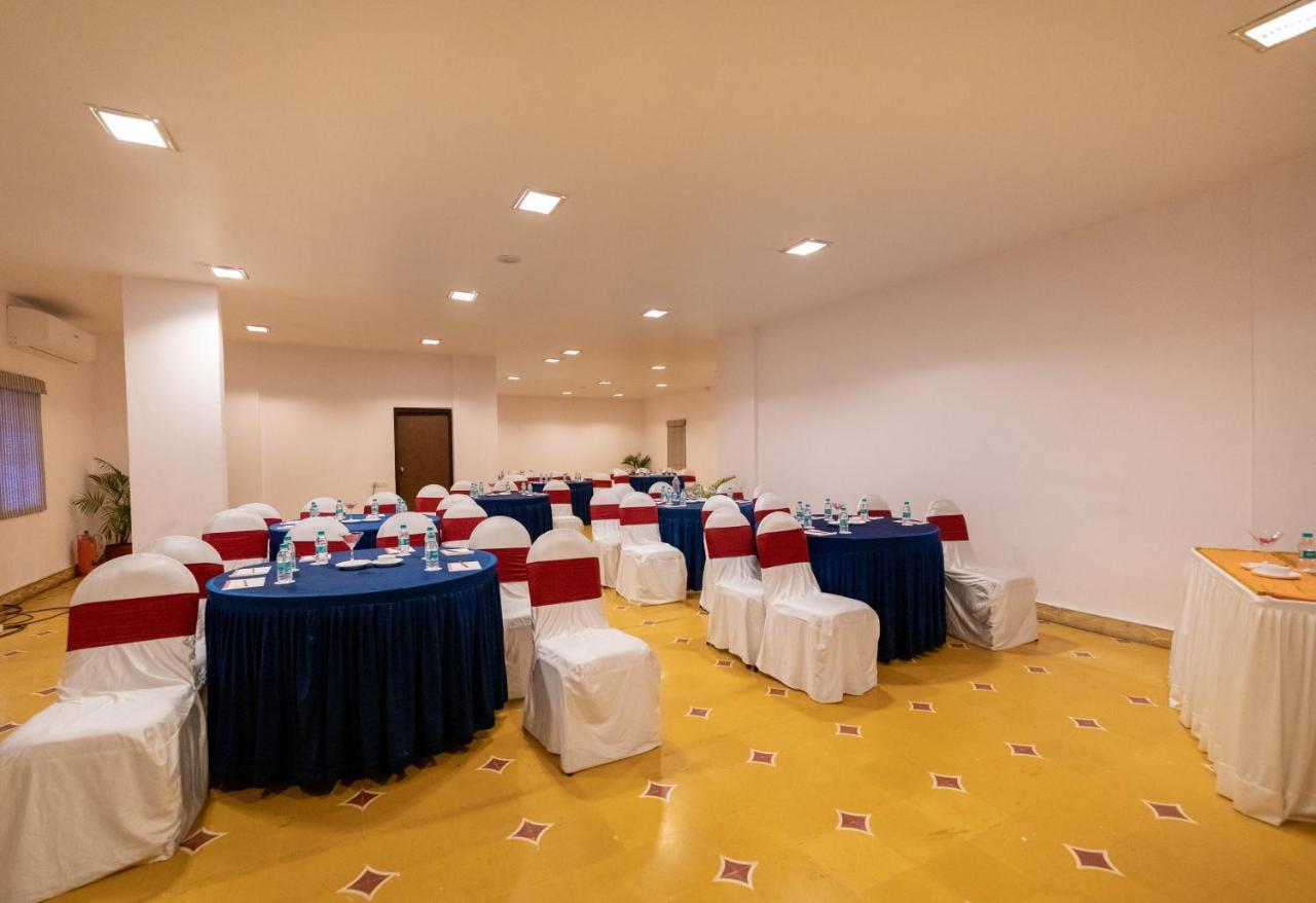 泽哈葛堡酒店 Sasvad 外观 照片